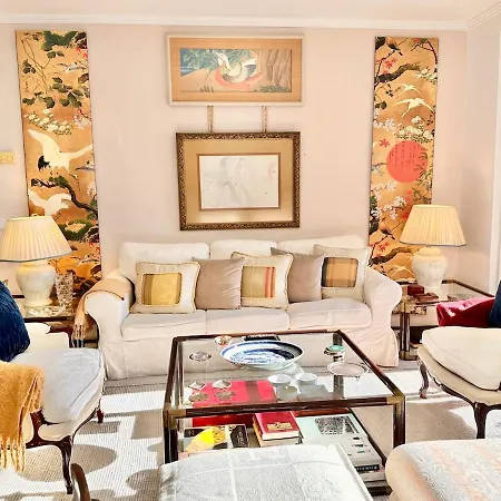 Golden Light Apartment Lisbon