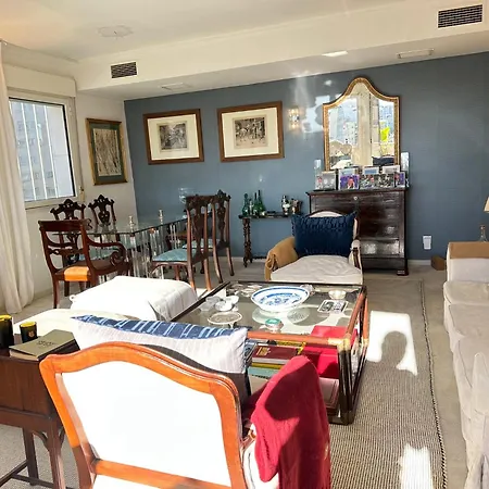 Golden Light Apartment