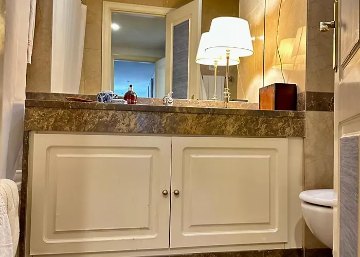 Golden Light Apartment Lisbon